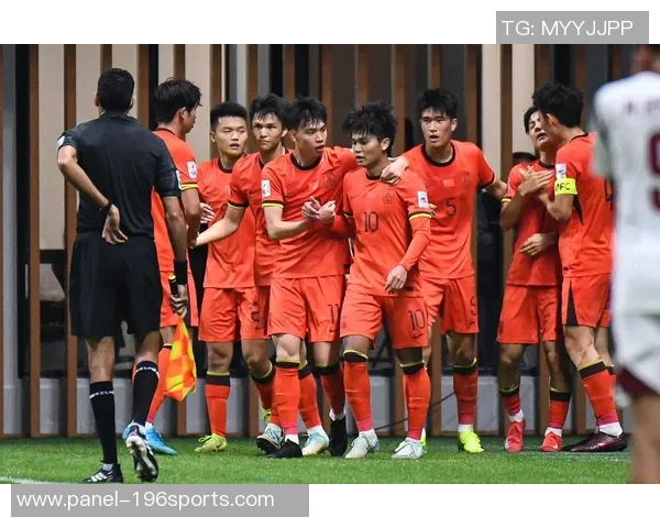 CCTV足球精彩瞬间回顾与分析助你了解赛事背后的故事与技巧